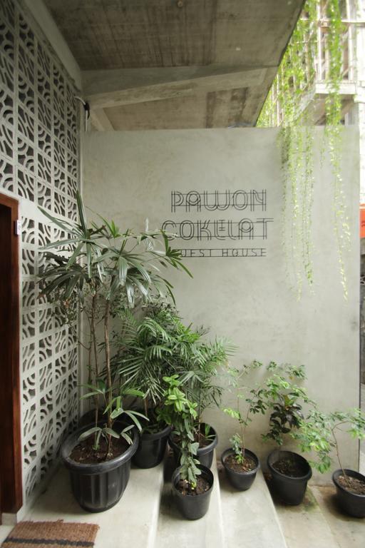 Pawon Cokelat Guesthouse Джокякарта Екстериор снимка
