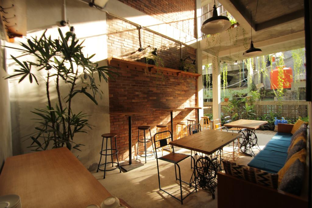 Pawon Cokelat Guesthouse Джокякарта Екстериор снимка